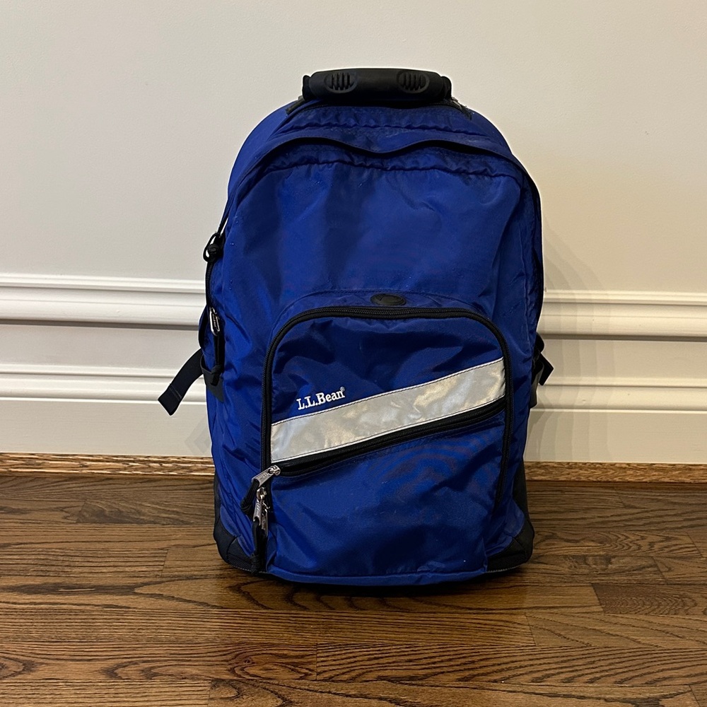 L.L. Bean Men's Backpack in Deep Blue